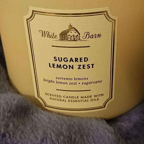 NWT!! Bath & Body Works 3 Wick Candle (Sugared Lemon Zest, 14.5oz) - Picture 6 of 7